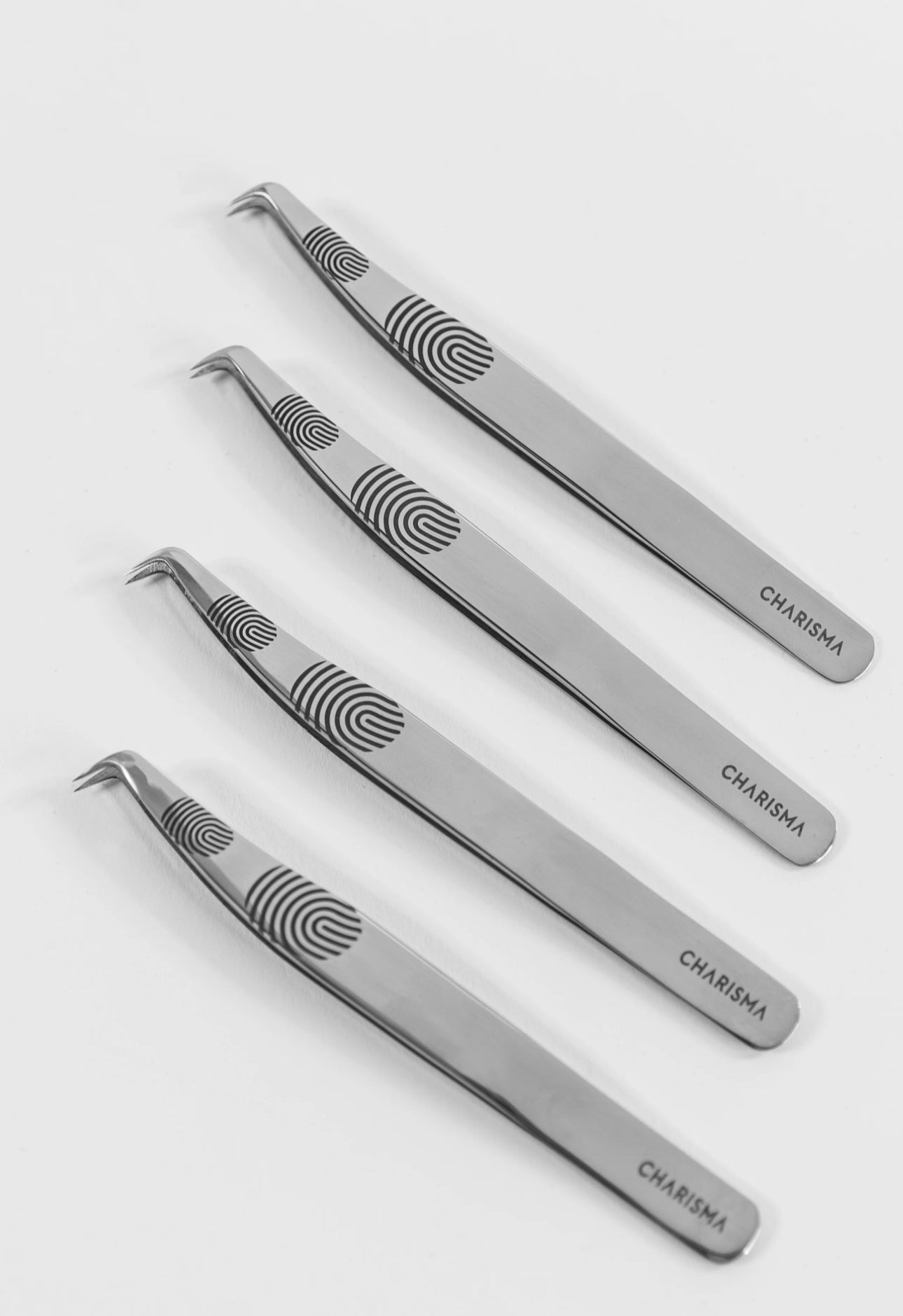 FINGERPRINT Mini Boot 𝟗𝟎° Volume Lash Tweezer (Hand-Sharpened)