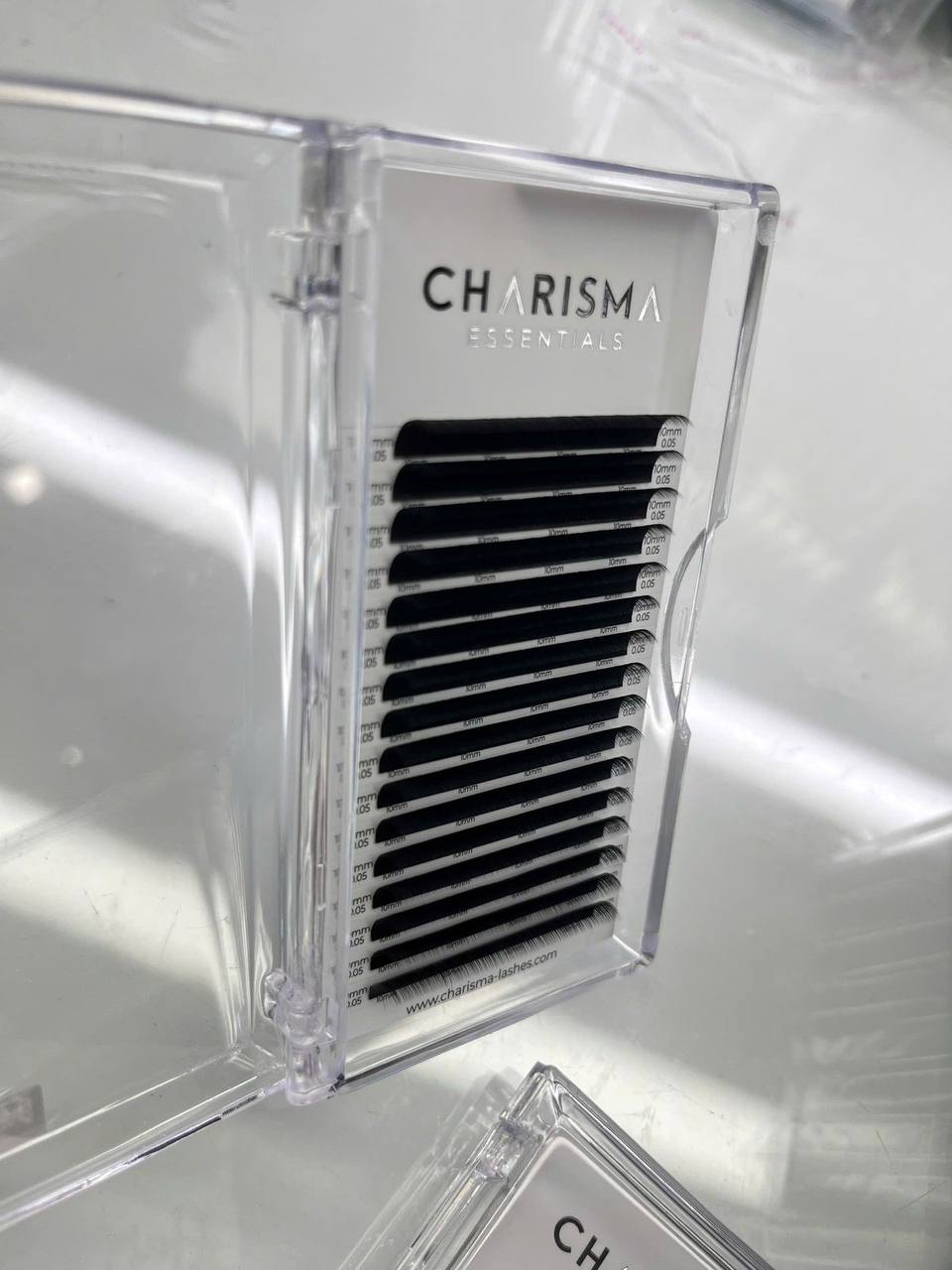 CHARISMA Essentials black lashes MIX (16 lines)